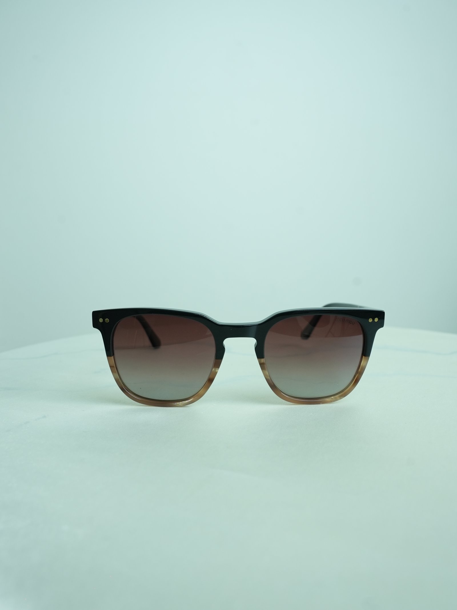 Meu Meu (Soft Brown shades)