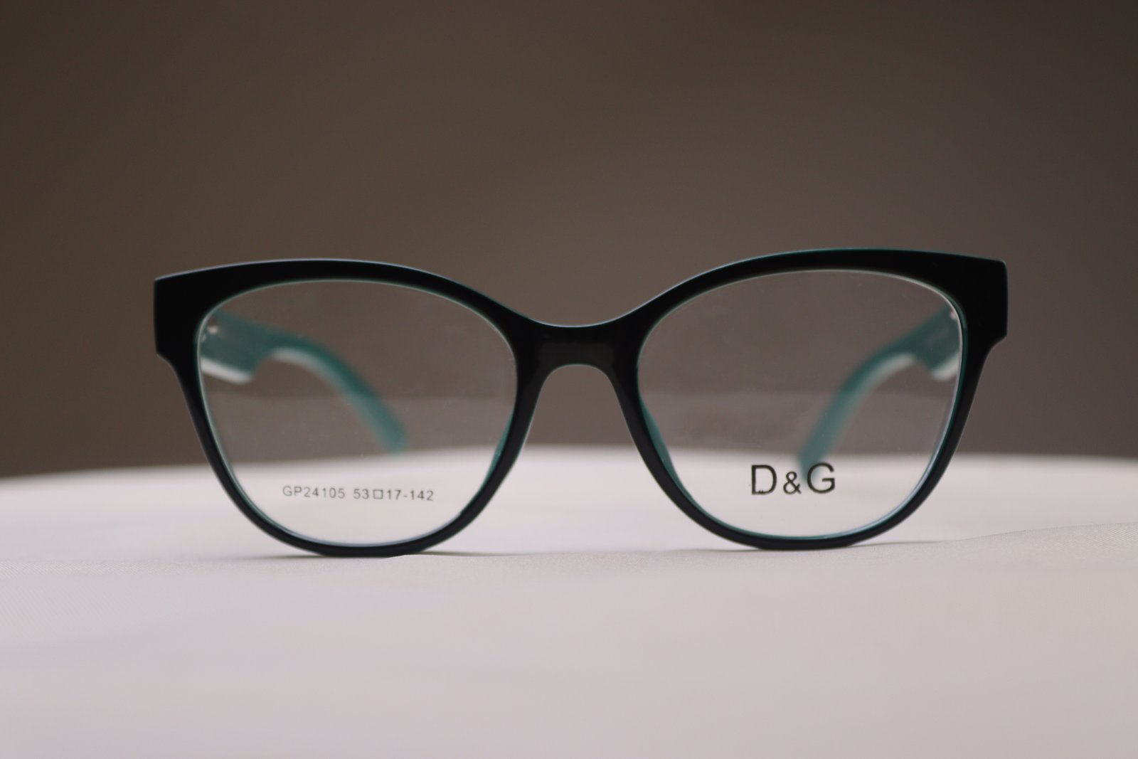 D & G (GP24105) Green Frames